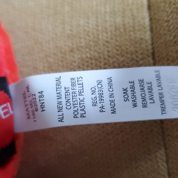 Star Wars Grogu stuffed figure Santa outfit - Picture 10 of 10